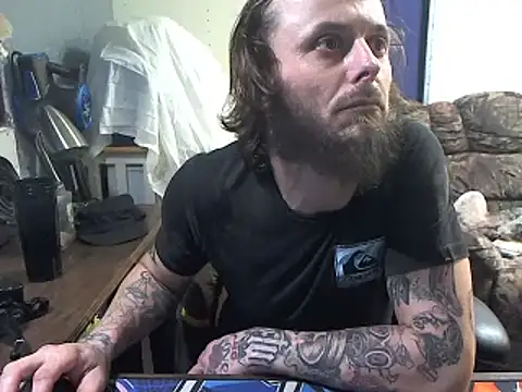 Snapshot of CloudDadddyyy420 chatting on 02.14.26 CloudDadddyyy420 online show from 02.14.26