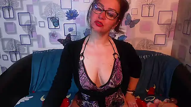 Snapshot of milfsexy chatting on 05.31.26 milfsexy online show from 05.31.26