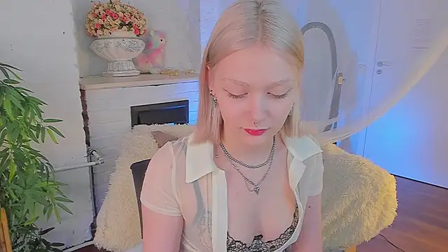 Snapshot of _Rude_Girl_ chatting on 01.09.25 Rude Girl online show from 01.09.25