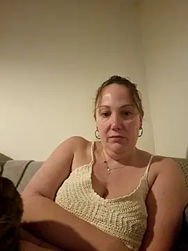 Wisie Cutie online show from 01.05.25