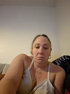 Wisie Cutie online show from 01.30.25