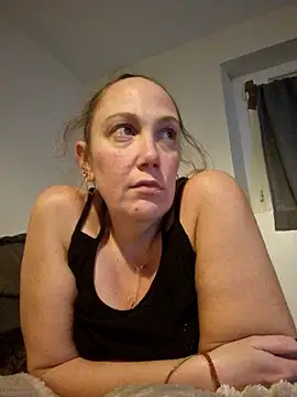 Wisie Cutie online show from 11.18.25