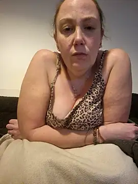 Wisie Cutie online show from 01.13.26