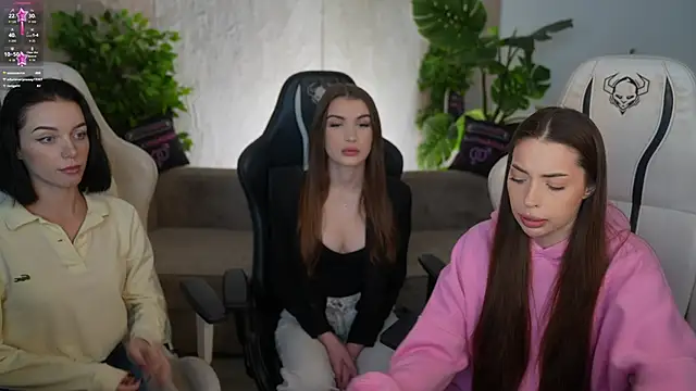 Kate054 online show from 11.17.25