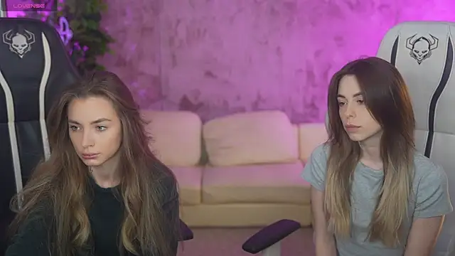 Snapshot of Kisasolo chatting on 02.25.25 Kisasolo online show from 02.25.25