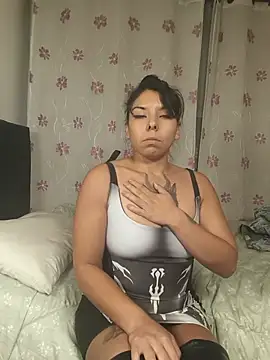 Snapshot of Diosagata chatting on 05.17.26 Diosagata online show from 05.17.26