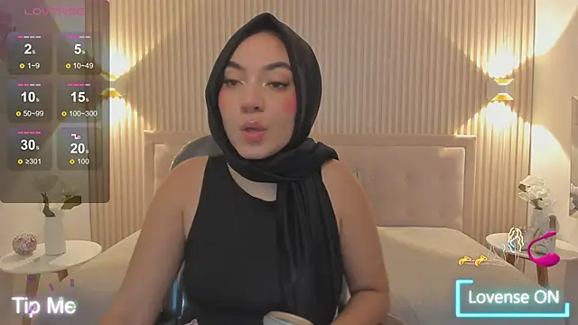 Snapshot of Sooffii_1 chatting on 12.11.24 Sooffii 1 online show from 12.11.24