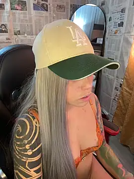 i am nina  online show from 02.24.26