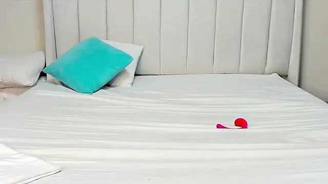  heavenlysent online show from 02.05.26