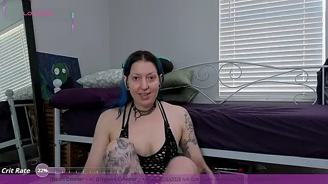 MissCumberdale online show from 11.05.25