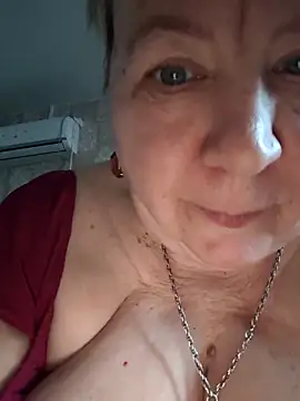 EffectFiona online show from 02.15.26