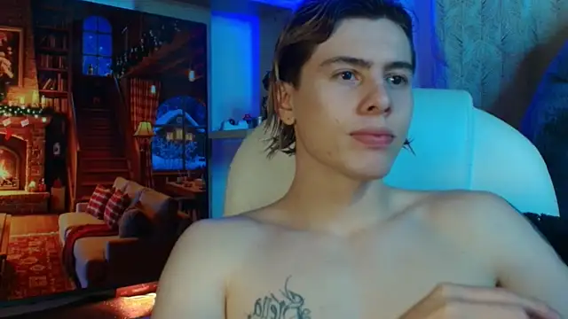 Snapshot of dimitri_tv chatting on 12.15.25 dimitri tv online show from 12.15.25