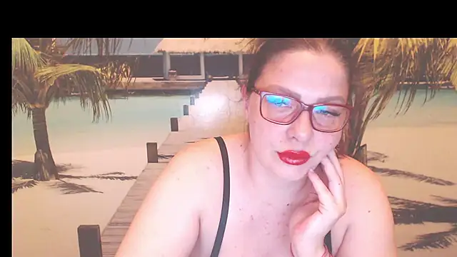 Snapshot of Queen__Natasha chatting on 07.25.26 Queen Natasha online show from 07.25.26