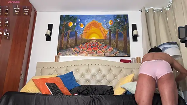 Snapshot of Adams_ricci chatting on 11.25.25 Adams ricci online show from 11.25.25