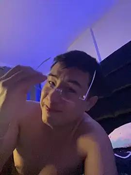 andrewmhilton  online show from 03.06.25