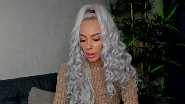 Snapshot of Bailey_Rush chatting on 01.25.25 Bailey Rush online show from 01.25.25