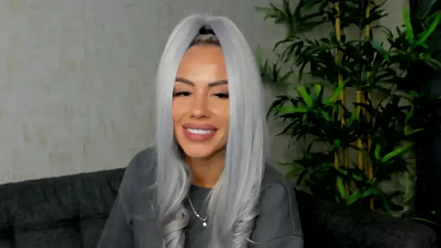 Snapshot of Bailey_Rush chatting on 01.29.25 Bailey Rush online show from 01.29.25