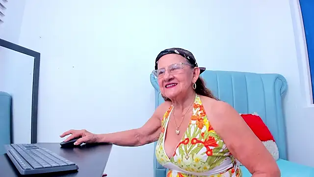 Snapshot of MatureHorny_70 chatting on 07.21.26 MatureHorny 70 online show from 07.21.26