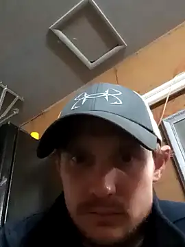 Snapshot of Midwestalpha chatting on 12.09.24 Midwestalpha online show from 12.09.24