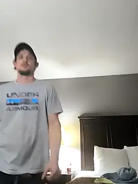 Snapshot of Midwestalpha chatting on 03.08.25 Midwestalpha online show from 03.08.25