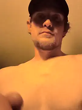 Snapshot of Midwestalpha chatting on 03.09.25 Midwestalpha online show from 03.09.25