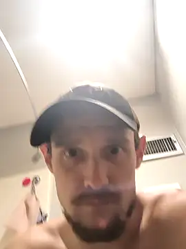 Snapshot of Midwestalpha chatting on 09.15.25 Midwestalpha online show from 09.15.25