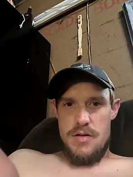 Snapshot of Midwestalpha chatting on 10.02.25 Midwestalpha online show from 10.02.25