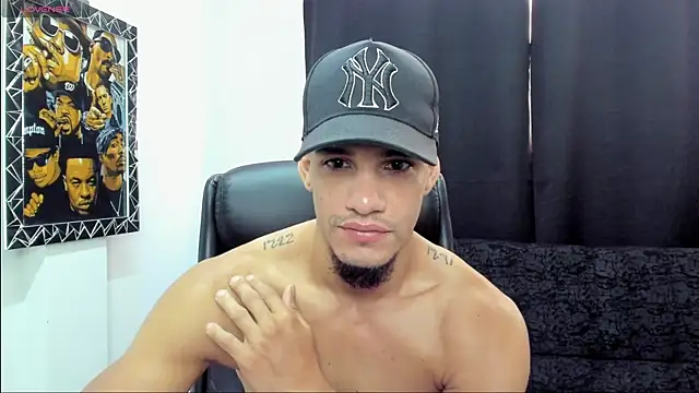 Snapshot of jhonnysnow17 chatting on 05.08.26 jhonnysnow17 online show from 05.08.26
