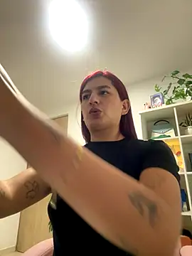 ari artis online show from 11.22.25