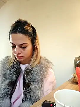 TiffanyMaze online show from 04.06.26