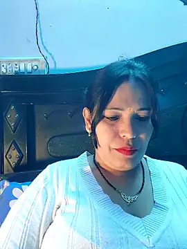 Snapshot of Poojabhabi101 chatting on 02.04.26 Poojabhabi101 online show from 02.04.26