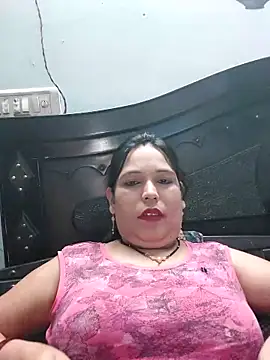 Snapshot of Poojabhabi101 chatting on 04.20.26 Poojabhabi101 online show from 04.20.26