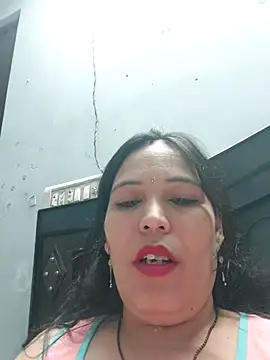 Snapshot of Poojabhabi101 chatting on 05.08.26 Poojabhabi101 online show from 05.08.26