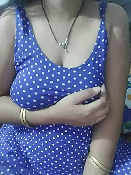 Snapshot of Poojabhabi101 chatting on 05.21.26 Poojabhabi101 online show from 05.21.26