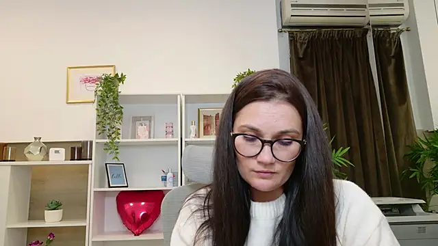 SelineSole online show from 12.22.25