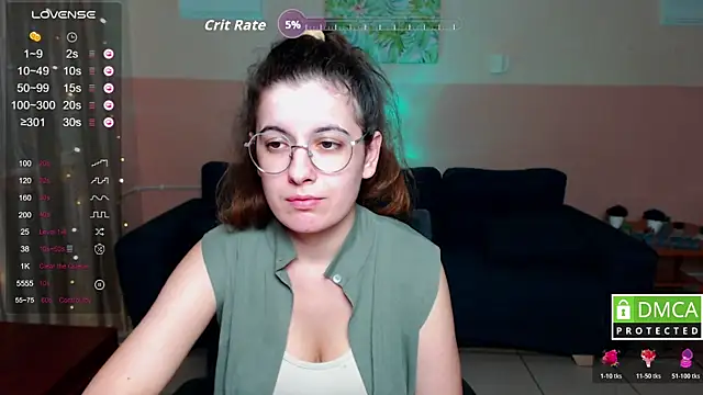 Aminabeatris online show from 11.14.25