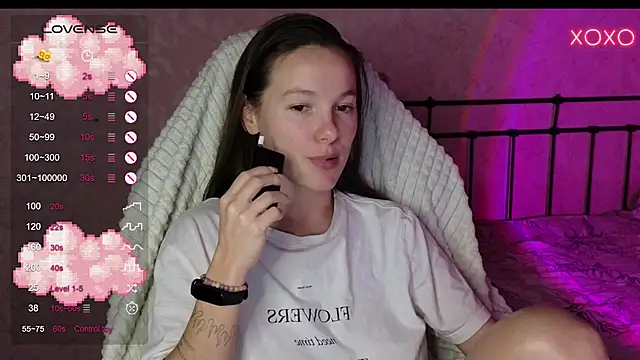 lil luna x online show from 12.10.24