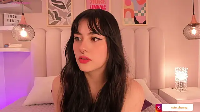 Snapshot of cute__cherry_ chatting on 09.10.25 cute cherry online show from 09.10.25