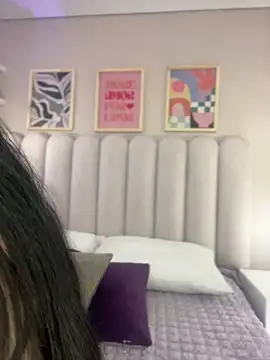Snapshot of cute__cherry_ chatting on 09.17.25 cute cherry online show from 09.17.25