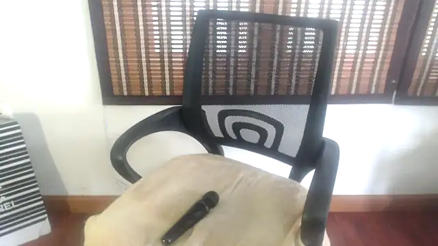 VenusX online show from 10.08.25