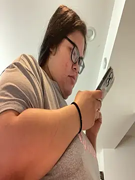 LiverandBrat77 online show from 11.26.25