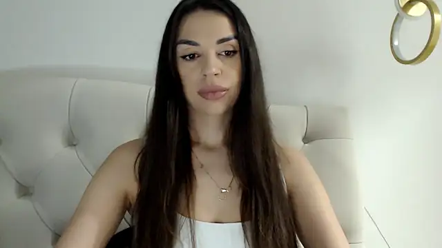 Snapshot of Mika_Gold chatting on 02.13.26 Mika Gold online show from 02.13.26