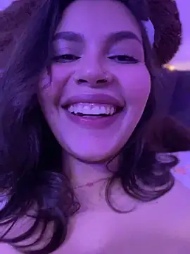 GigiiStone online show from 12.03.24