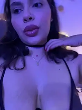 GigiiStone online show from 12.03.24