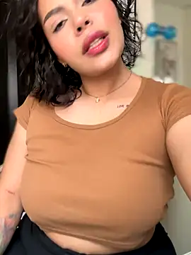 GigiiStone online show from 09.09.25