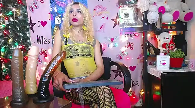 flaquita corall online show from 03.20.25