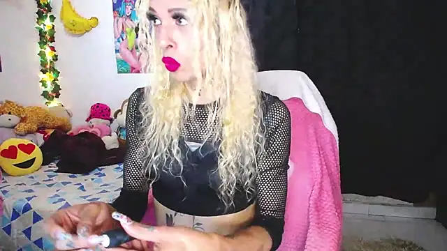 flaquita corall online show from 04.11.26