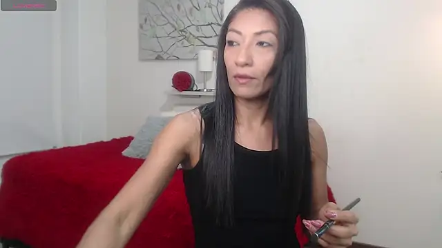 Snapshot of sofia_perez___ chatting on 05.19.26 sofia perez online show from 05.19.26