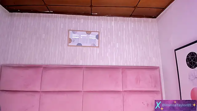 HannaTaylor online show from 03.11.26