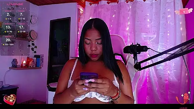 samanthaabloom online show from 02.11.25